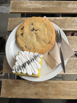 Chocolate chip cookie and lemon square  at Lucifer Lives in Brussels