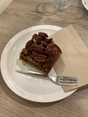 Pecan bar  at Lucifer Lives in Brussels