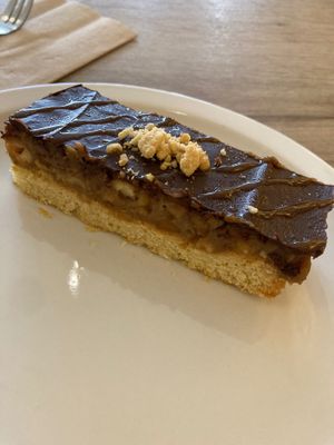 Vegan millionnaire shortbread at Lucifer Lives in Brussels