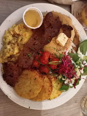 American breakfast brunch at Lucifer Lives in Brussels