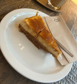 Vegan Creme brûlée cheesecake   #Veganuary at Lucifer Lives in Brussels