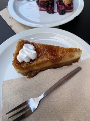 Crème brûlée cheesecake (amazing)  at Lucifer Lives in Brussels