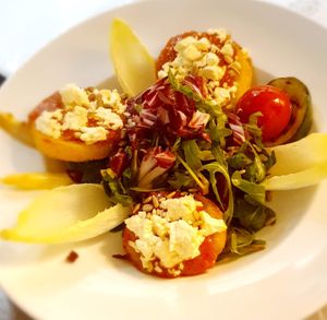 Kloßscheiben mit Salat at Heimat in Eisenach