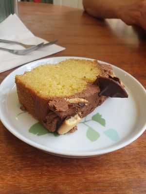 'Jaffa cake" cake at The Greenwood Tree in Lyndhurst