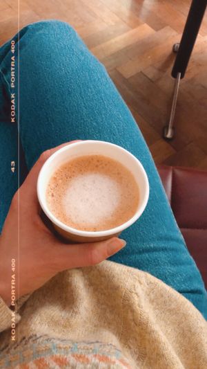 Take away: Vegan Chai Latte 🙌🏻 at SĪTÚ Coffee & Tea in Prague