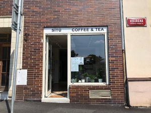 maindoor at SĪTÚ Coffee & Tea in Prague