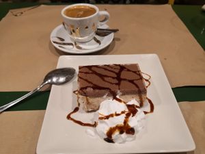 Chestnut & chocolate tart at Saudade in Pontevedra