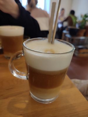 Vegan latte with oat milk at Beb & Bene in Freiburg