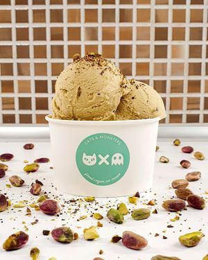 Pistachio at Cats & Monsters  in Athens