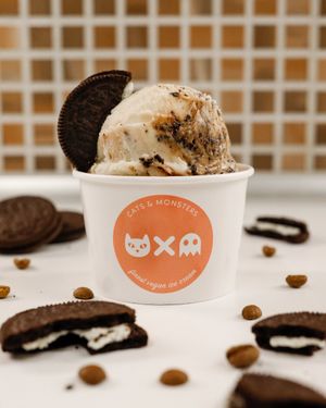 Oreo at Cats & Monsters  in Athens