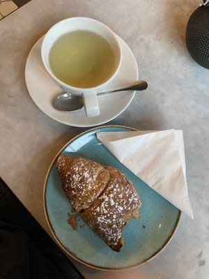   at Gordon St Coffee in Edinburgh