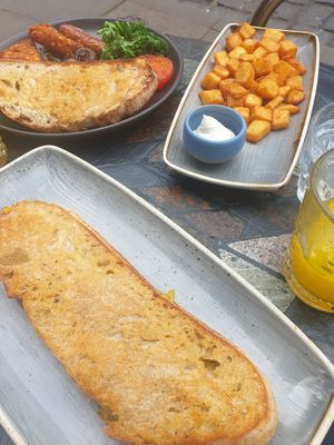 Breakfast/brunch at Peaberry in Shrewsbury