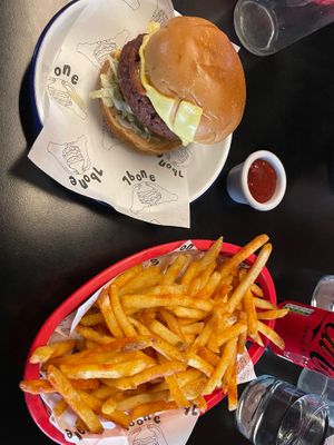 burgie n chips at 7Bone in Southampton