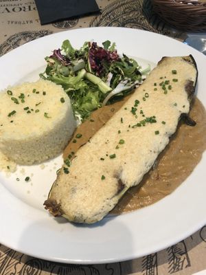 Calabacín relleno verduras  at Tulsi in Barcelona