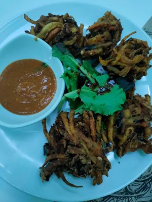 Pakoras at Tulsi in Barcelona