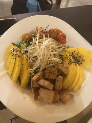 Mango salad   at Tulsi in Barcelona