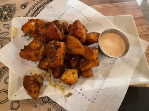 Patatas con cinco hierbas  at Tulsi in Barcelona