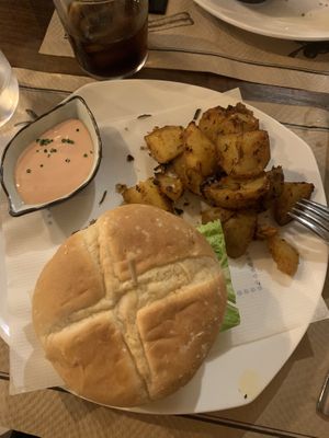 Spinach and quinoa burger   at Tulsi in Barcelona