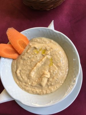 Hummus  at Tulsi in Barcelona