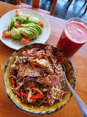 Tofu wok and purple juice at Mandala in Essaouira