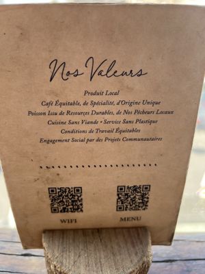 Doing some good stuff free wifi  at Mandala in Essaouira