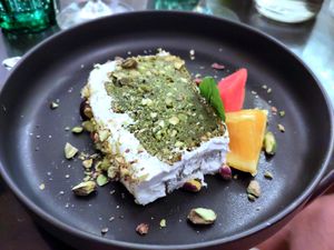 Spinach-pistachio cake at Tabula Rasa in Colmar