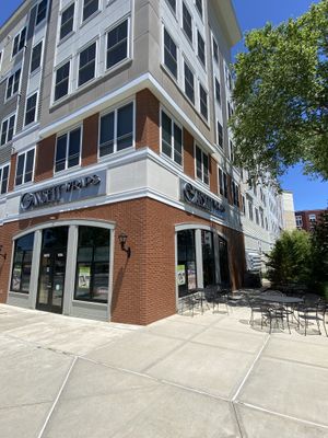 Outdoor seating  at Gansett Wraps in Storrs