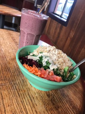 Basin Bowl (w/o eggs) and Avo Berry Smoothie (w maca) at Stellar Brew and Natural Cafe in Mammoth Lakes
