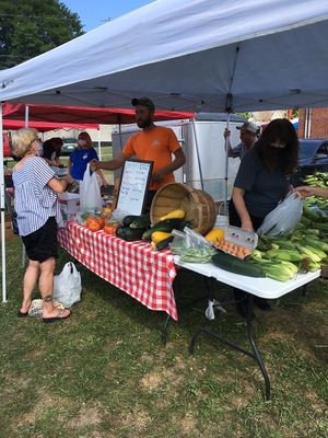 Vendor at Farmers Market in Garrettsville