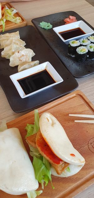 Avocado makis at Tloft in Ljubljana