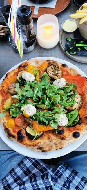Pizza Vegan at Maison Mathis in Hasselt