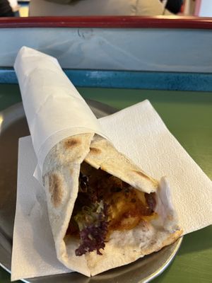 Vegan Lahmacun 😍  at Amara in Freiburg