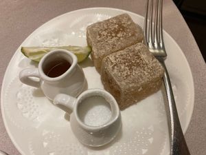 Set A 8th course: Subbed fried aiyu for the sweet soup at Dián Shuǐ Lóu 點水樓 in Taipei