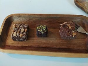 Chocolat Cookies, turks fruit, brownie at eetcafé MAÏS in Zutphen