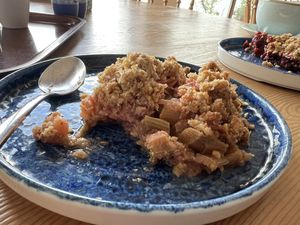 The other crumble  at The Beehive in Keel