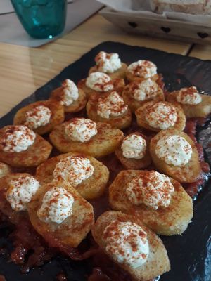 Patatas bravas at El Petit Vegà d'en Pep i la Laura in Tavertet