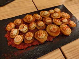 Les braves at El Petit Vegà d'en Pep i la Laura in Tavertet