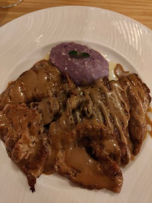 Seitan amb salsa drac at El Petit Vegà d'en Pep i la Laura in Tavertet