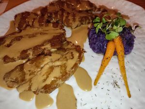 Seità cassolà i salsa dragó at El Petit Vegà d'en Pep i la Laura in Tavertet