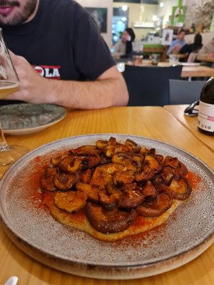 Shitake a la gallega, espectacular! at El Petit Vegà d'en Pep i la Laura in Tavertet
