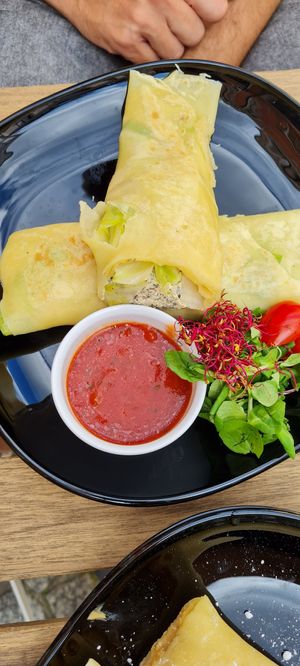 Naleśniki z tuną Vegan (opcja na śniadanie) at Naleśnikarnia Gramofon in Bydgoszcz