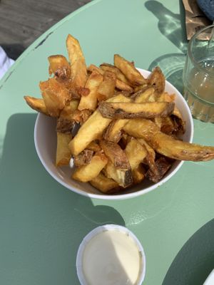 Fries at DeDAKKAS in Haarlem