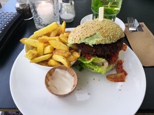 kimchi burger at DeDAKKAS in Haarlem