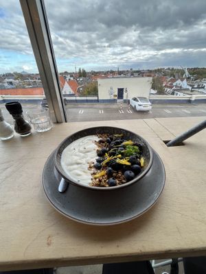   at DeDAKKAS in Haarlem