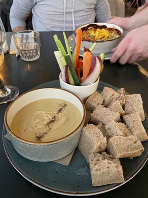 Vegan cheese fondue   at DeDAKKAS in Haarlem