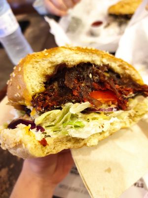 Caramelized onion burguer at Mother Burger - Amoreiras in Lisbon