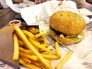 Burger Queen at Mother Burger - Amoreiras in Lisbon