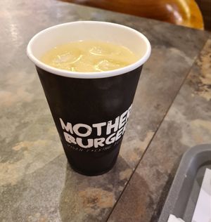 Pineapple mint lemonade at Mother Burger - Amoreiras in Lisbon