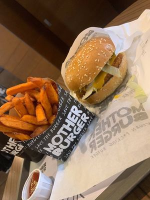  at Mother Burger - Amoreiras in Lisbon