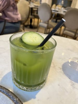Green juice  at Holy Carrot in London